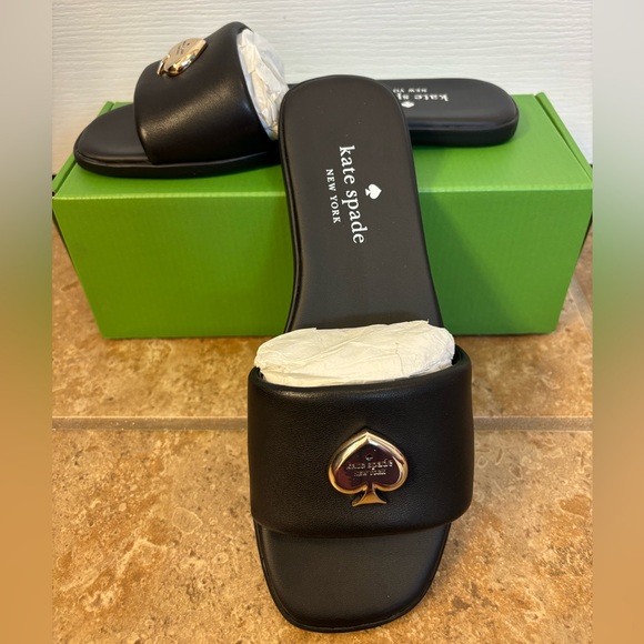 NIB Ladies Kate Spade Kendall Black Slides with Gold Logo Size 7 - Picture 3 of 7